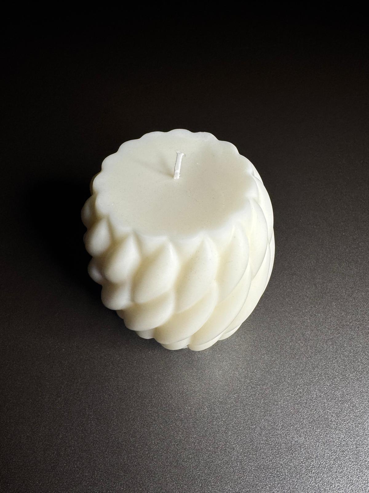 Twirl Candle