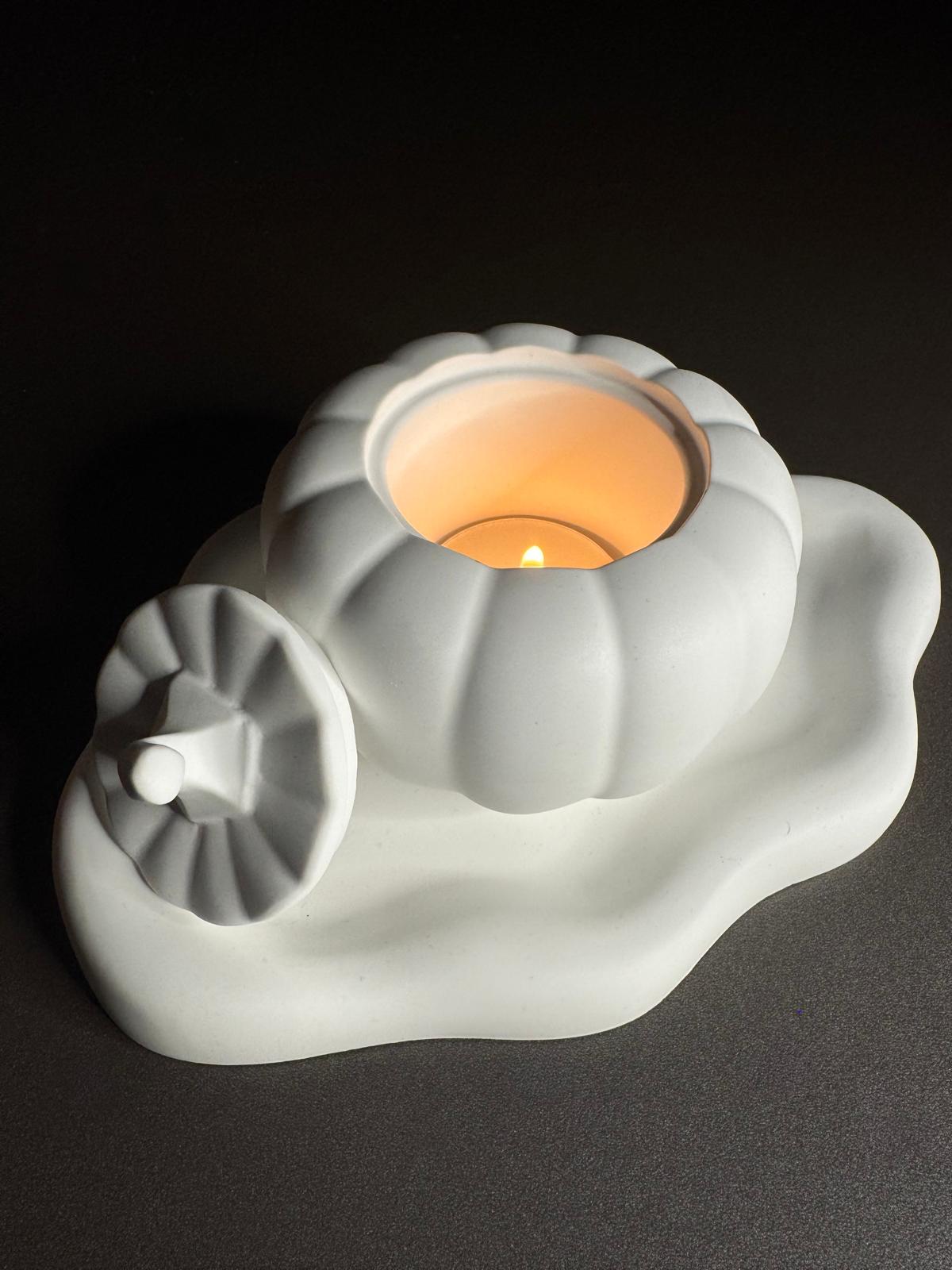 Wavy Tray & Pumpkin Candle Holder