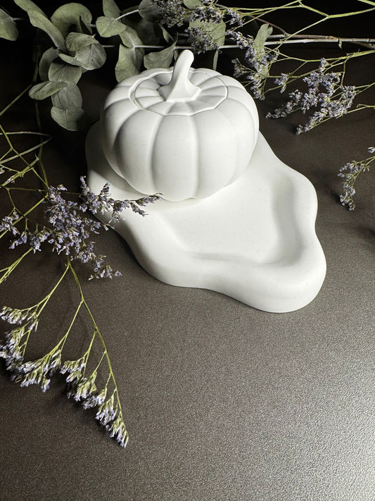 Wavy Tray & Pumpkin Candle Holder