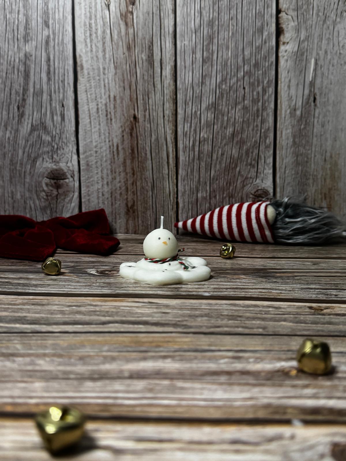 Melted Snowman Candle