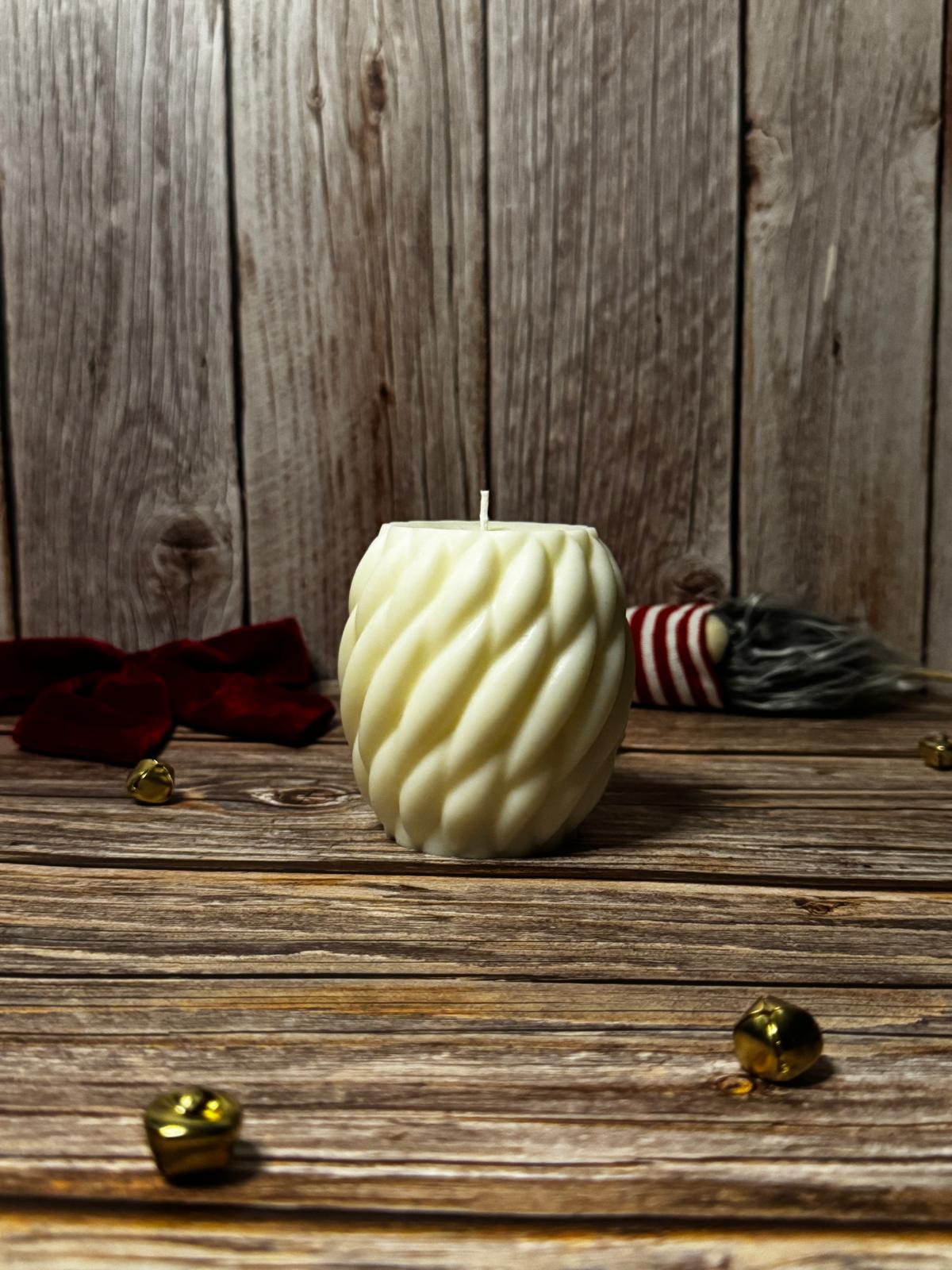 Twirl Candle